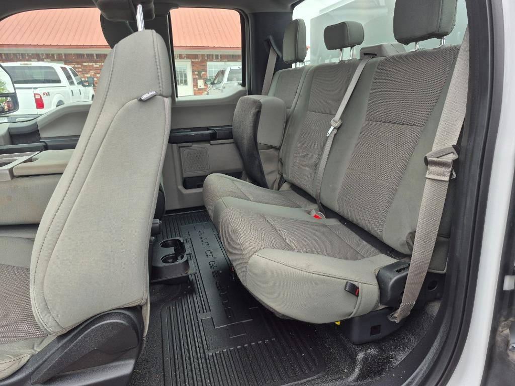 2019 Ford F-350 - $18,999