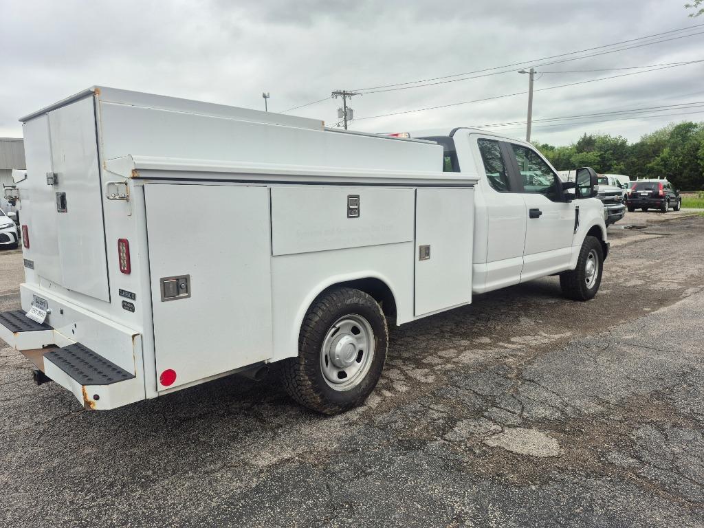 2019 Ford F-350 - $18,999