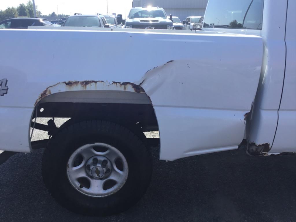 2004 Chevrolet Silverado - $3,999