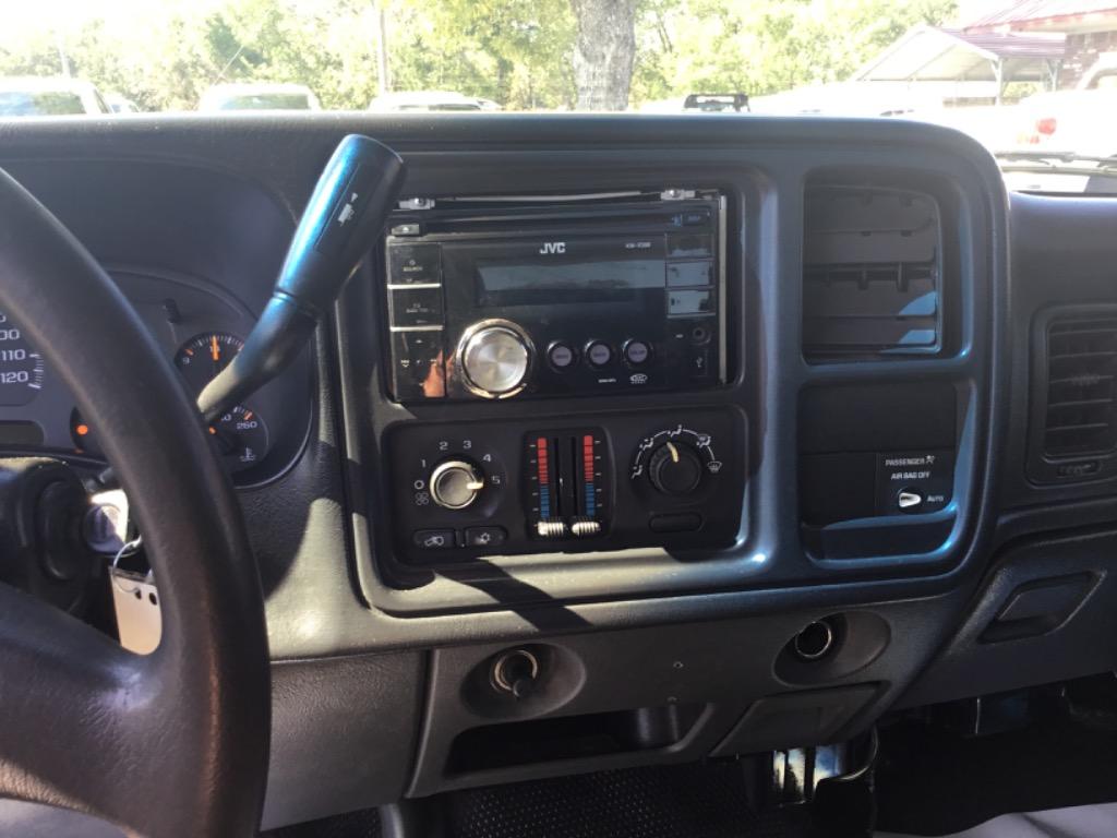 2004 Chevrolet Silverado - $3,999