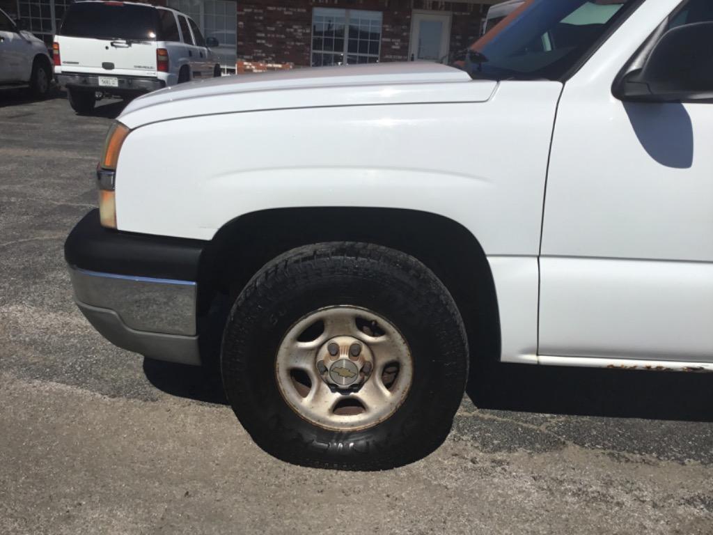 2004 Chevrolet Silverado - $3,999