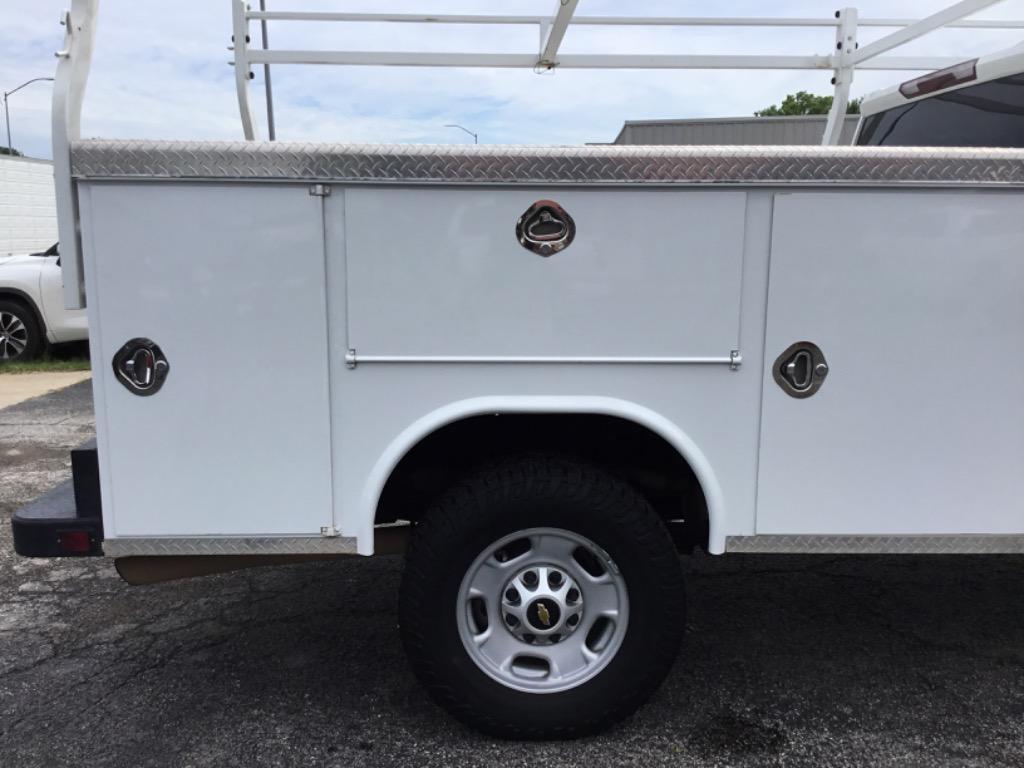 2020 Chevrolet Silverado 2500 - $23,999