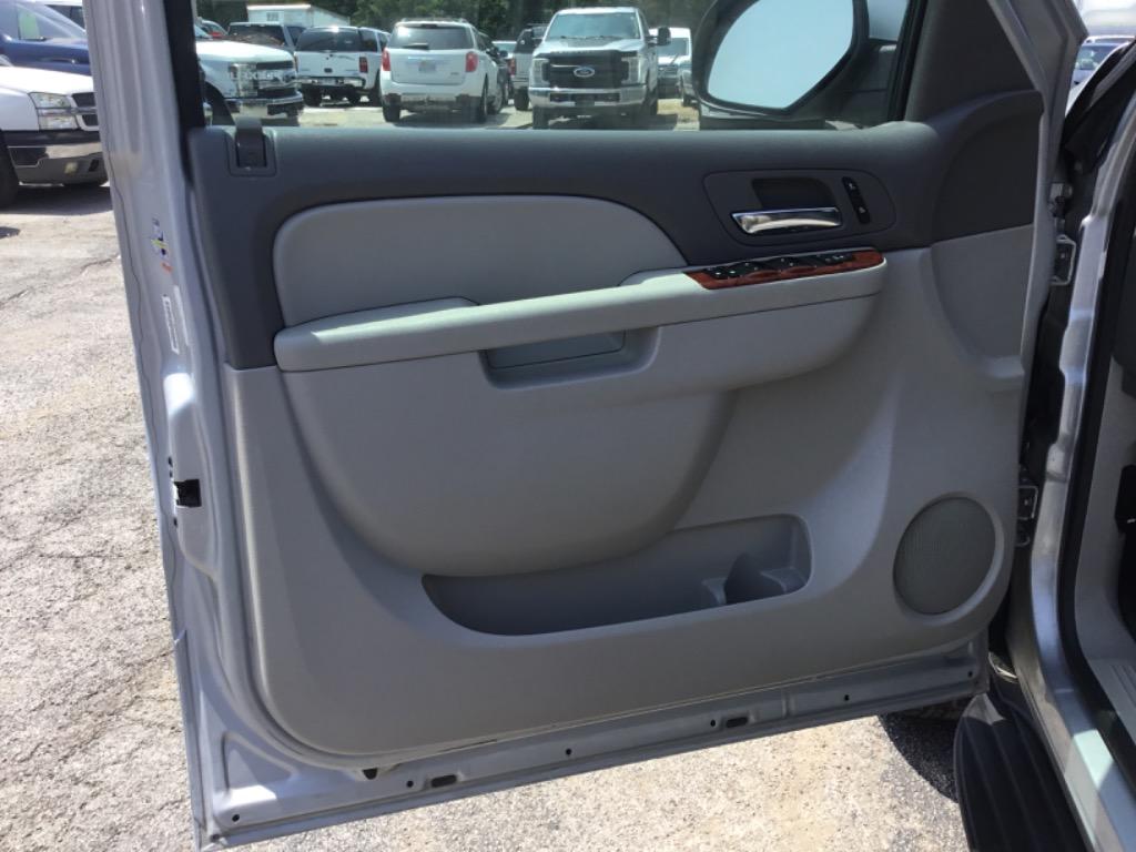 2013 GMC Yukon - $8,999