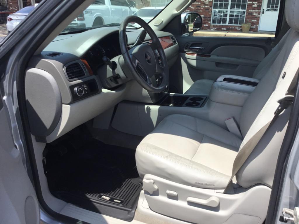 2013 GMC Yukon - $8,999