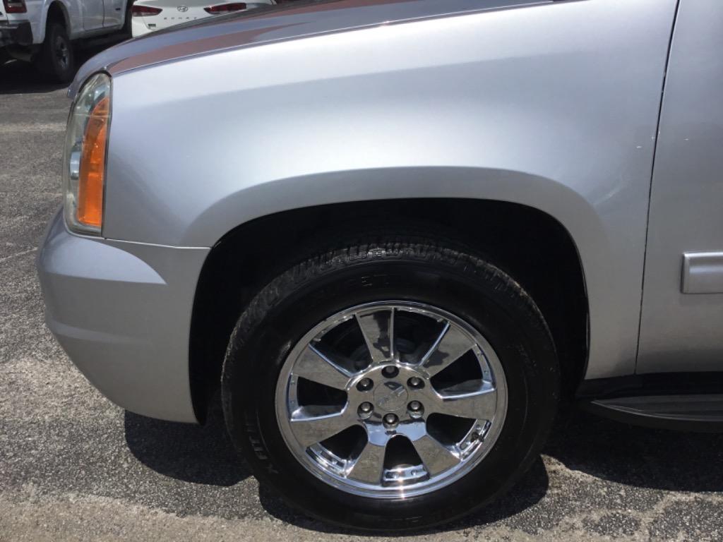 2013 GMC Yukon - $8,999