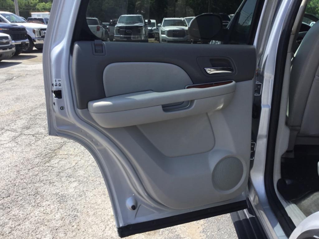2013 GMC Yukon - $8,999