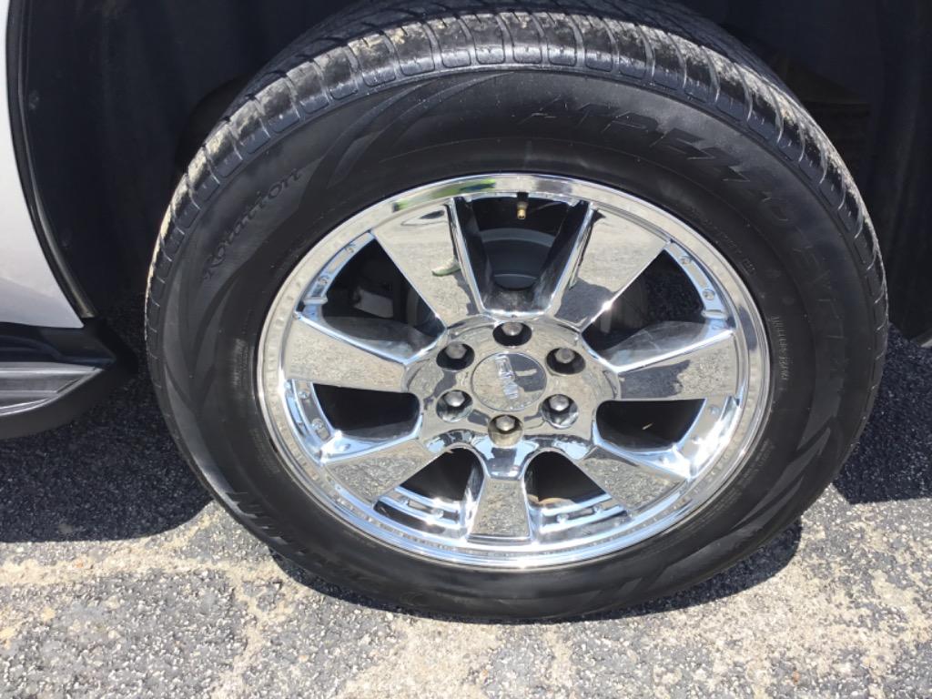 2013 GMC Yukon - $8,999