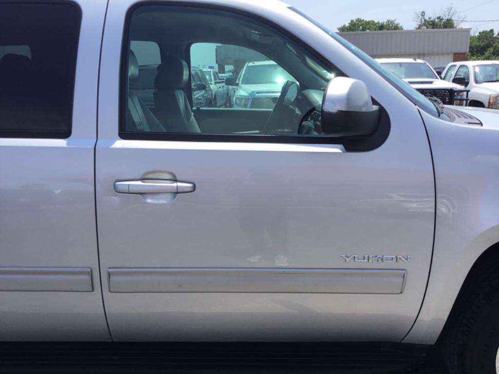 2013 GMC Yukon - $8,999