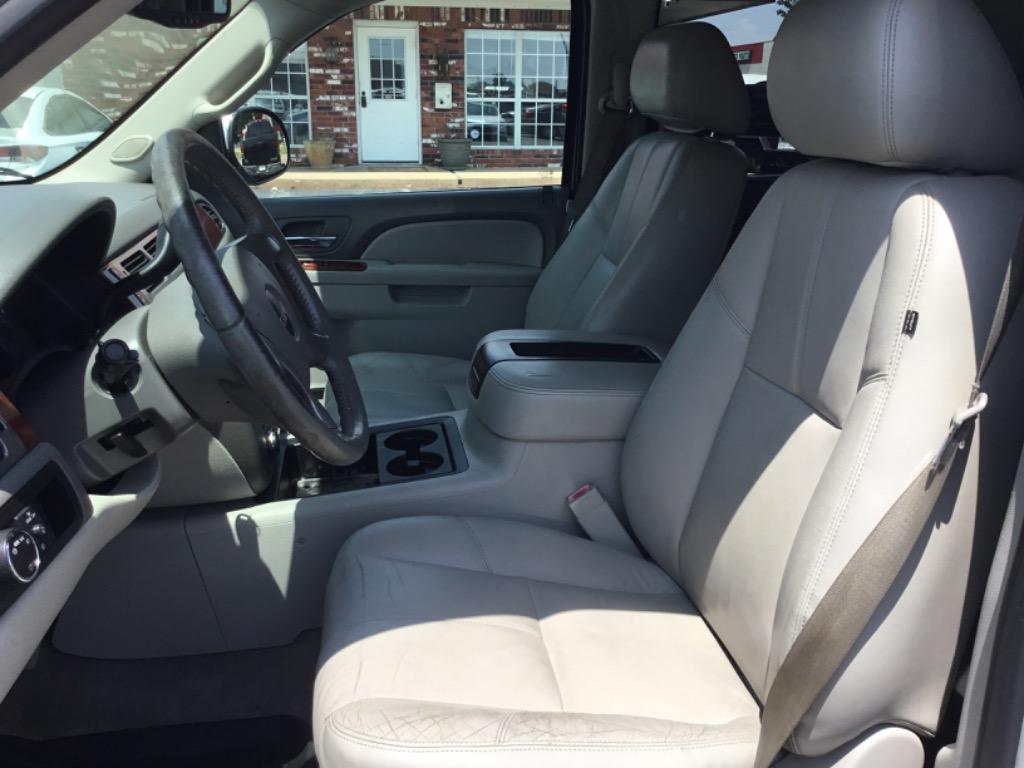 2013 GMC Yukon - $8,999