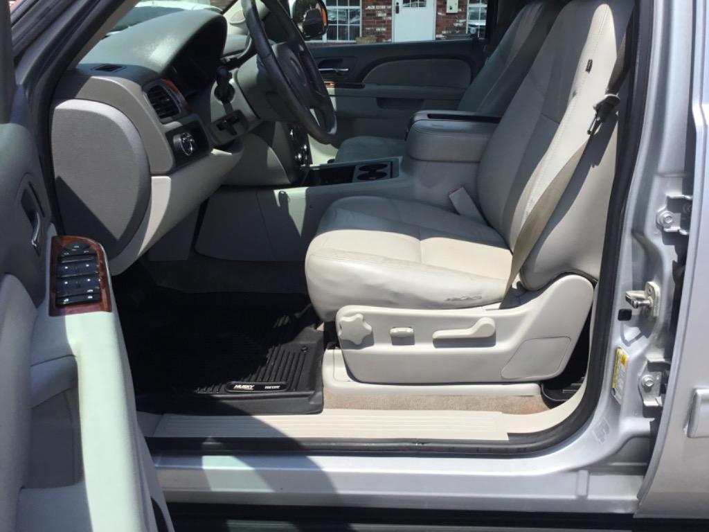 2013 GMC Yukon - $8,999