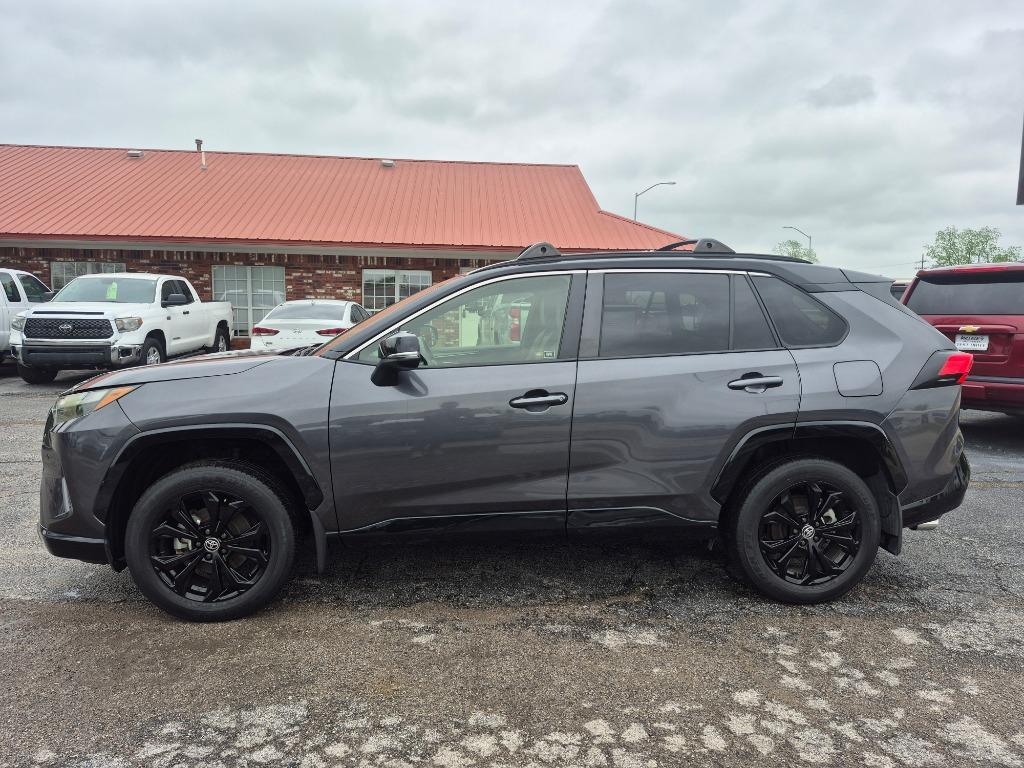 2022 Toyota RAV4 - $31,999