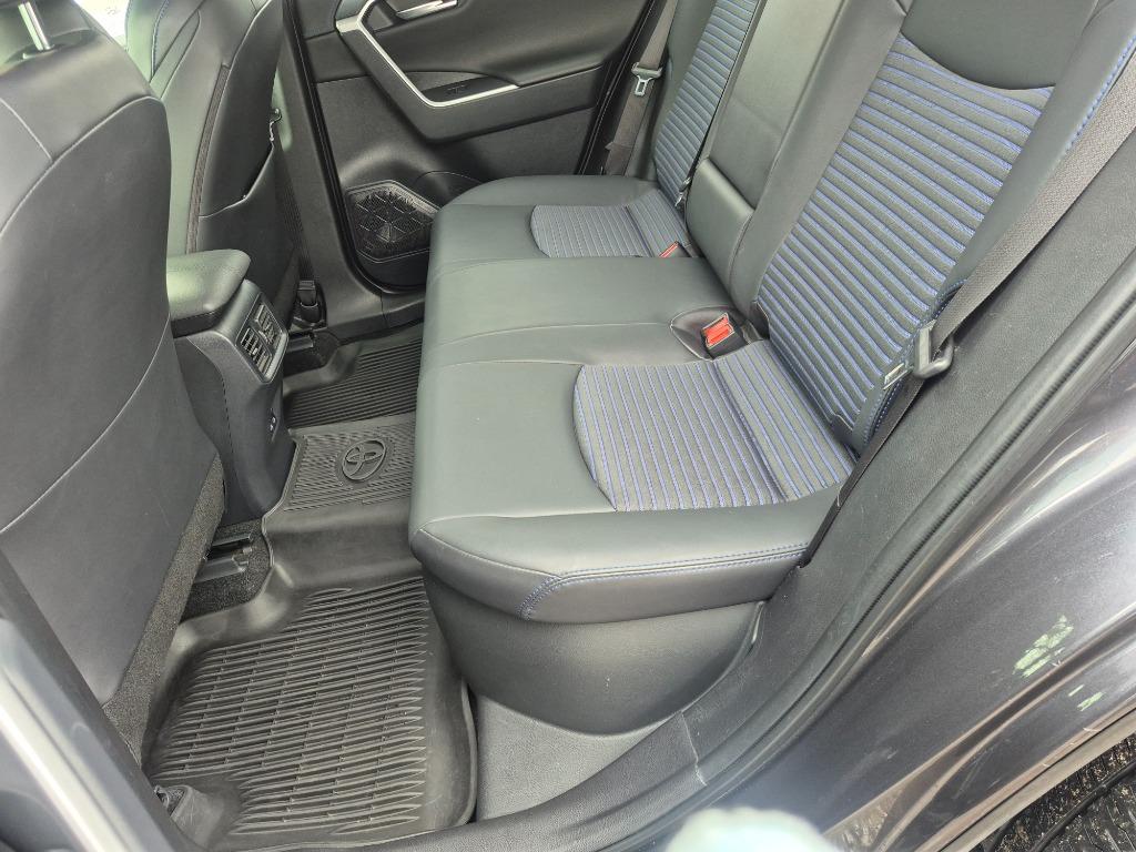 2022 Toyota RAV4 - $31,999