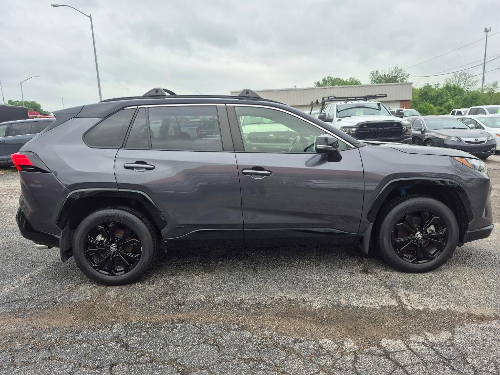 2022 Toyota RAV4 - $31,999