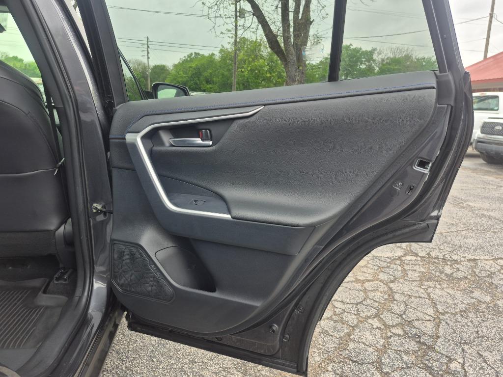 2022 Toyota RAV4 - $31,999
