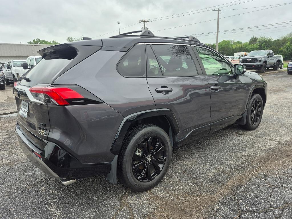 2022 Toyota RAV4 - $31,999