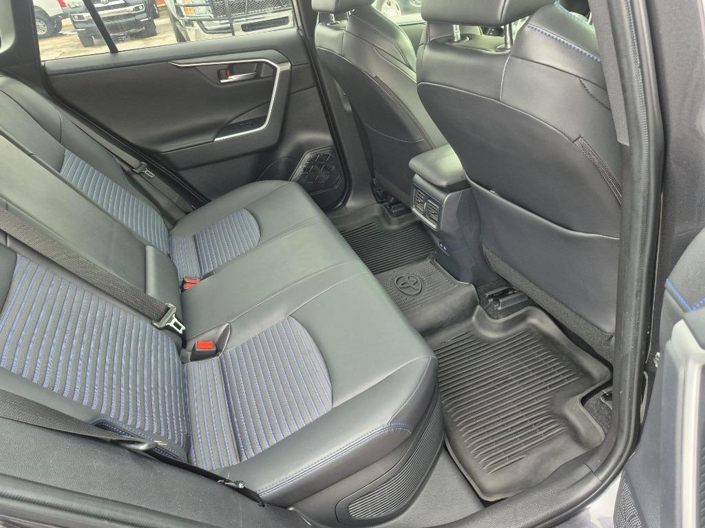 2022 Toyota RAV4 - $31,999