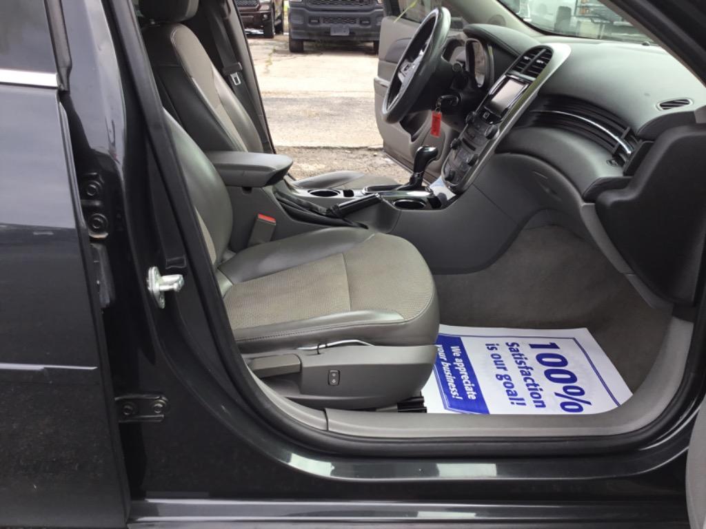 2015 Chevrolet Malibu - $7,999