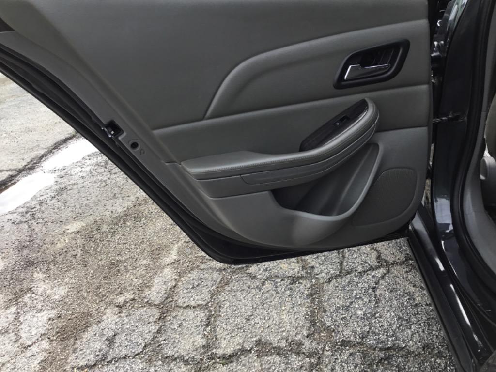 2015 Chevrolet Malibu - $7,999