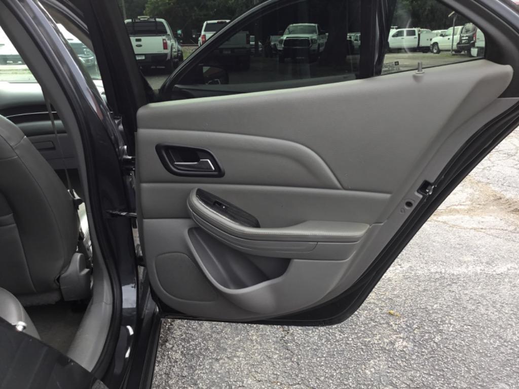 2015 Chevrolet Malibu - $7,999