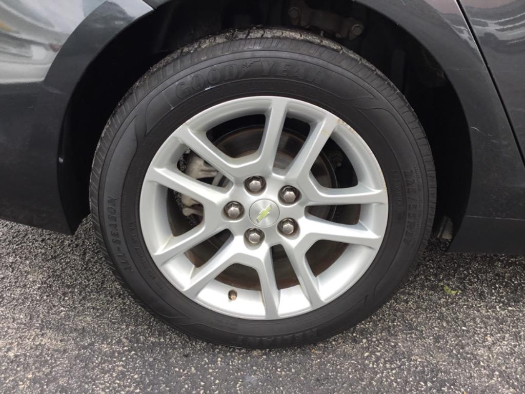 2015 Chevrolet Malibu - $7,999