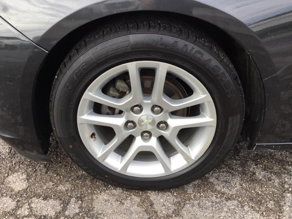 2015 Chevrolet Malibu - $7,999