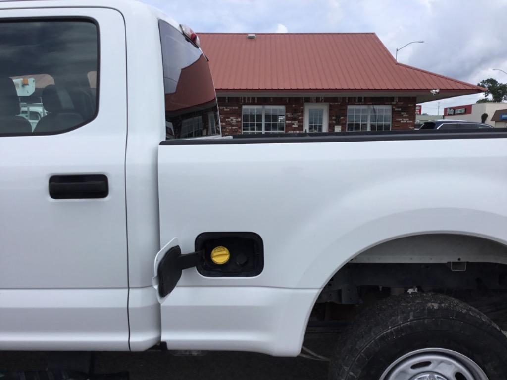 2019 Ford F-250 - $18,999