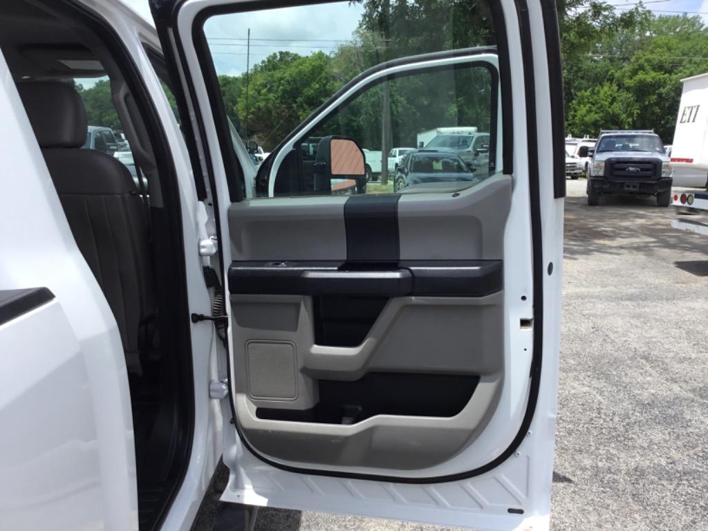 2019 Ford F-250 - $18,999