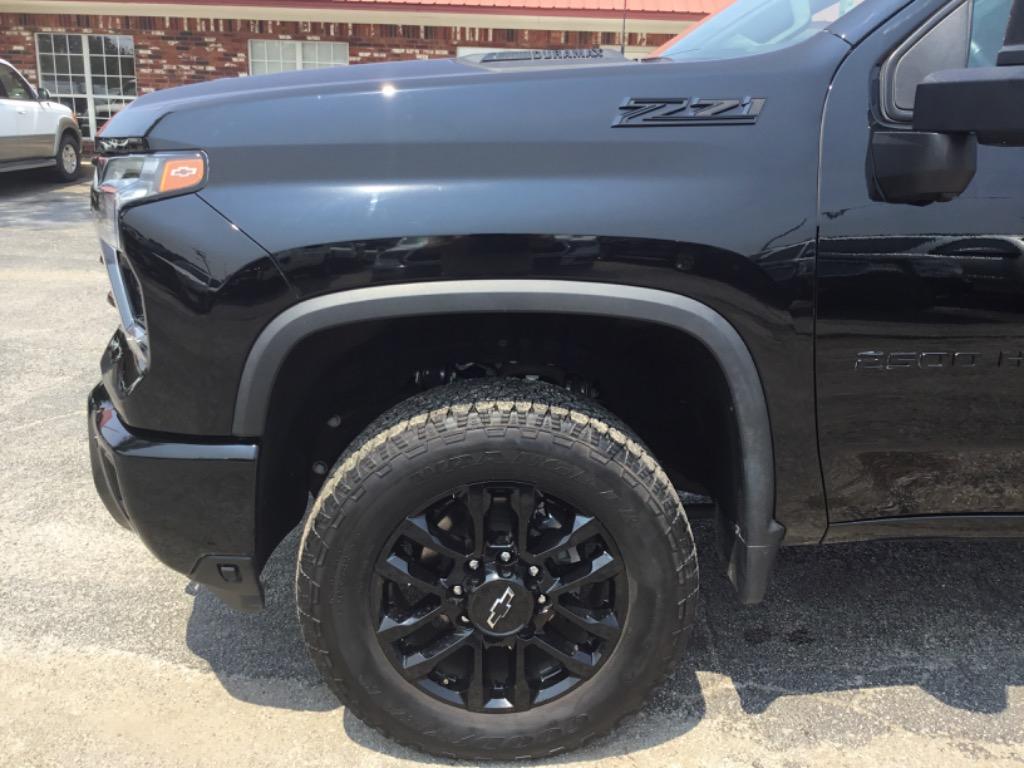 2025 Chevrolet Silverado 3500 - $57,999