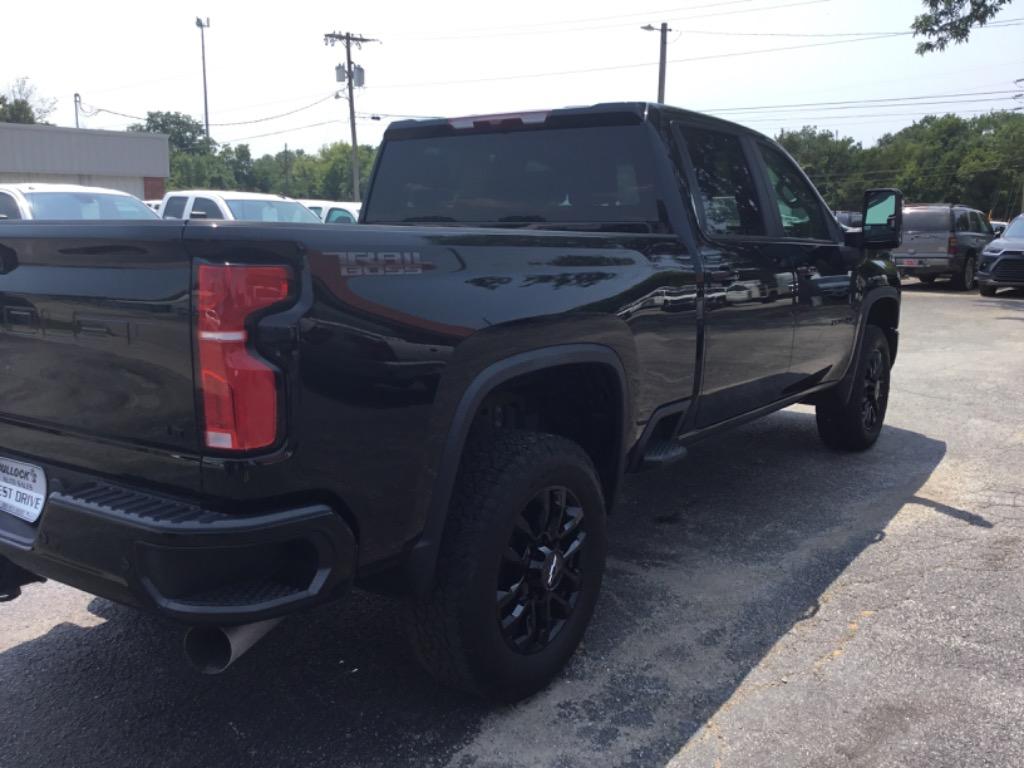 2025 Chevrolet Silverado 3500 - $57,999
