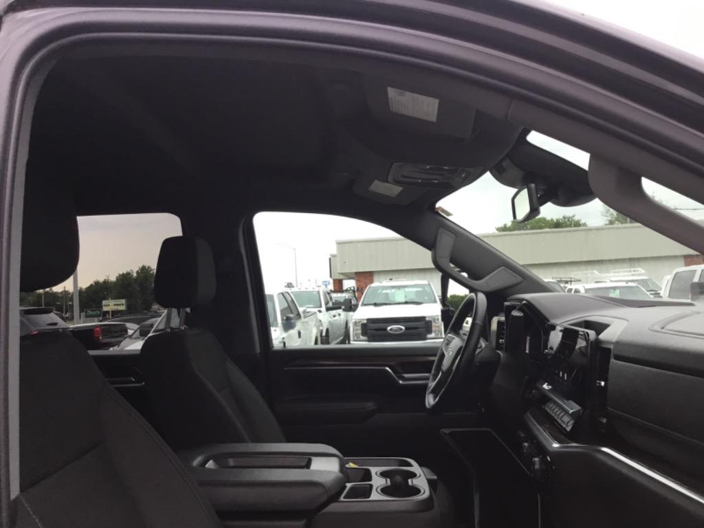 2025 Chevrolet Silverado 3500 - $57,999