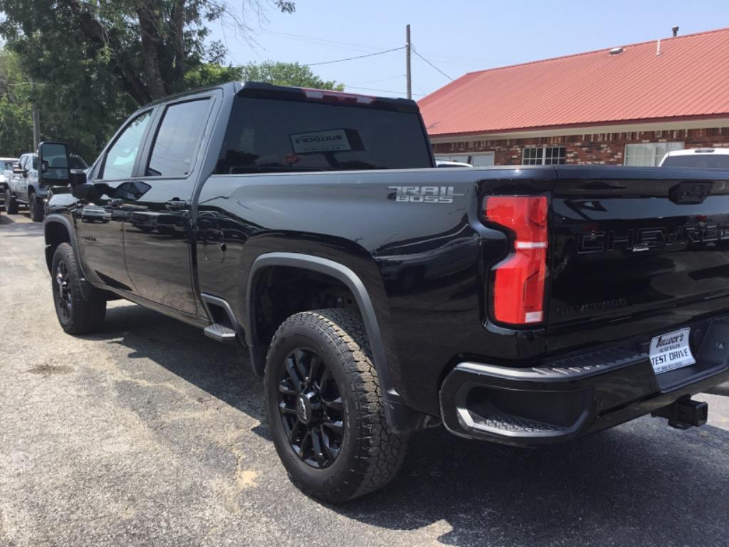 2025 Chevrolet Silverado 3500 - $57,999