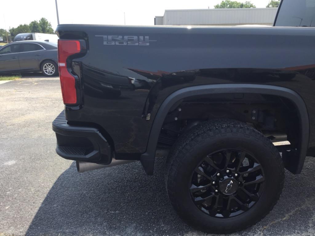2025 Chevrolet Silverado 3500 - $57,999