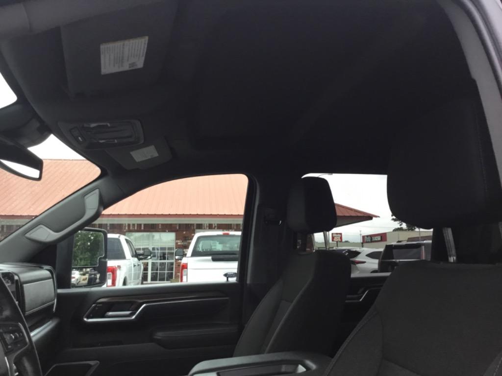 2025 Chevrolet Silverado 3500 - $57,999