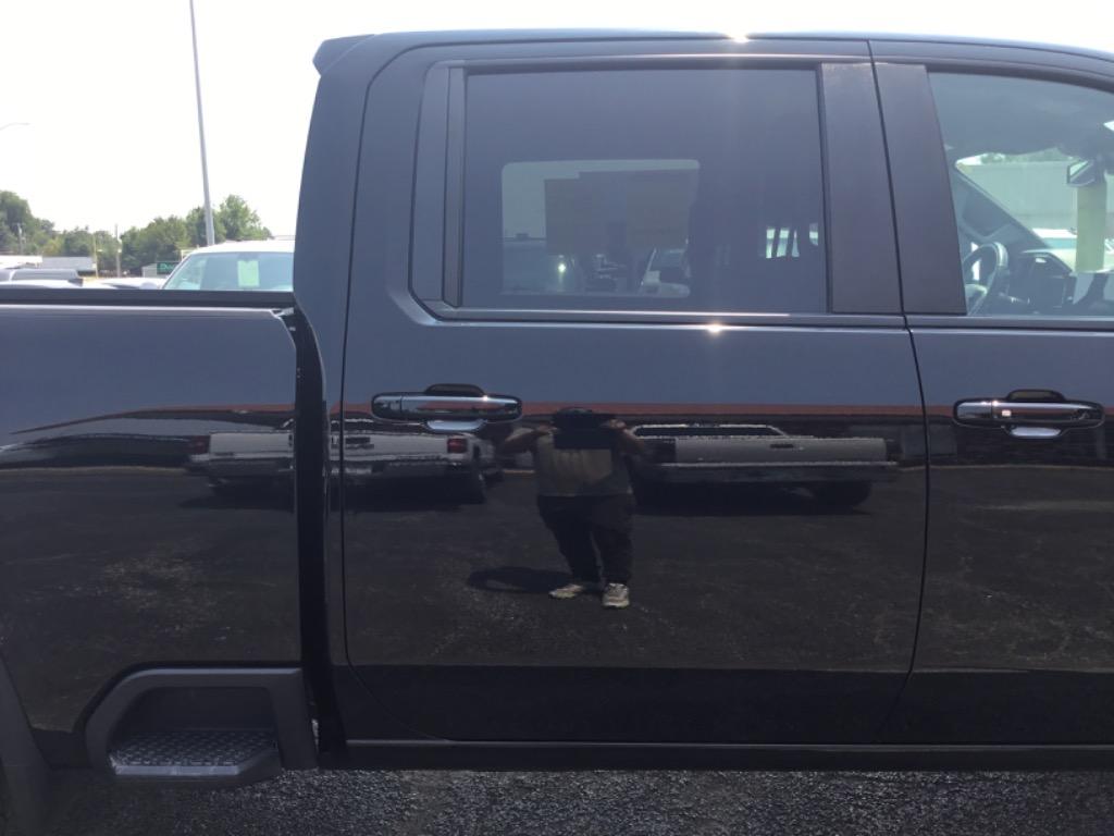 2025 Chevrolet Silverado 3500 - $57,999