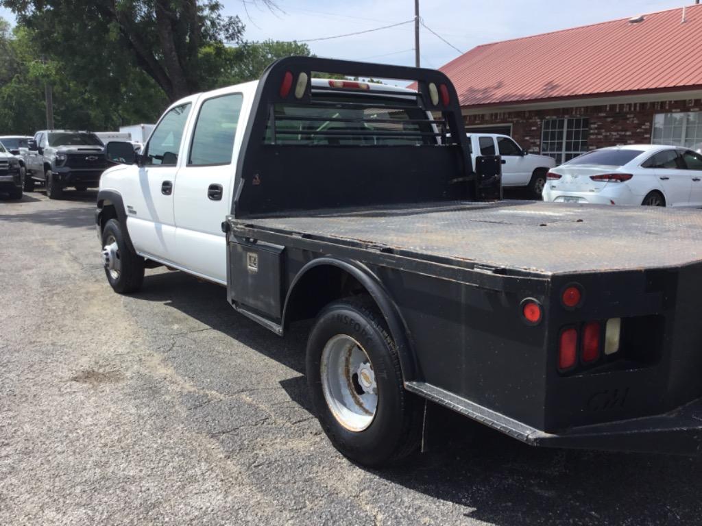 2005 Chevrolet Silverado 3500 - $16,999