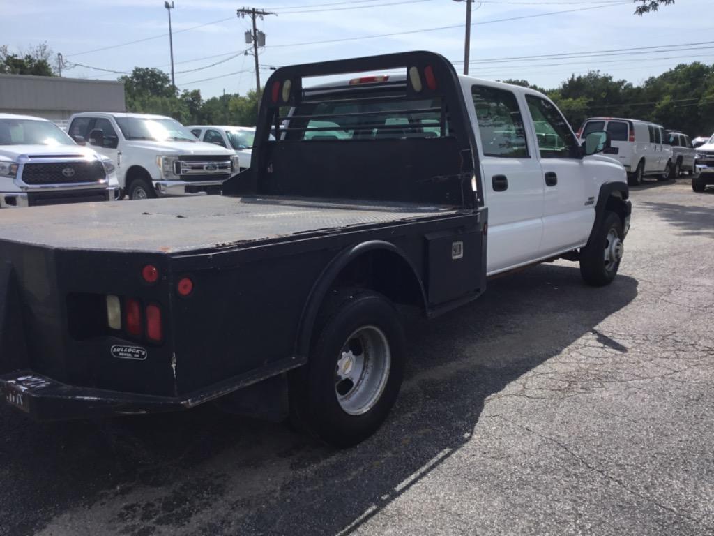 2005 Chevrolet Silverado 3500 - $16,999