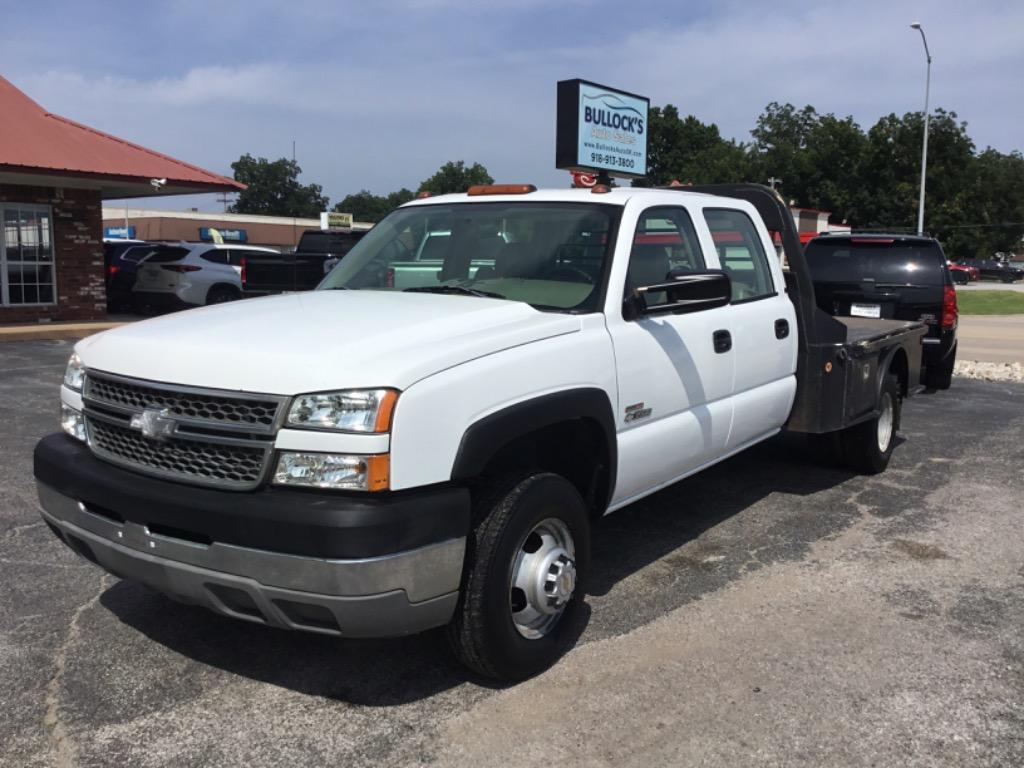 2005 Chevrolet Silverado 3500 - $16,999