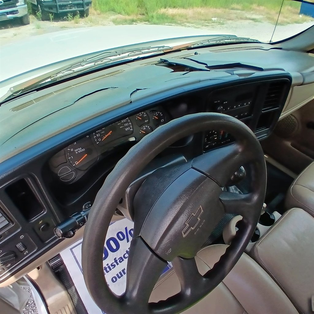 2005 Chevrolet Silverado 3500 - $16,999