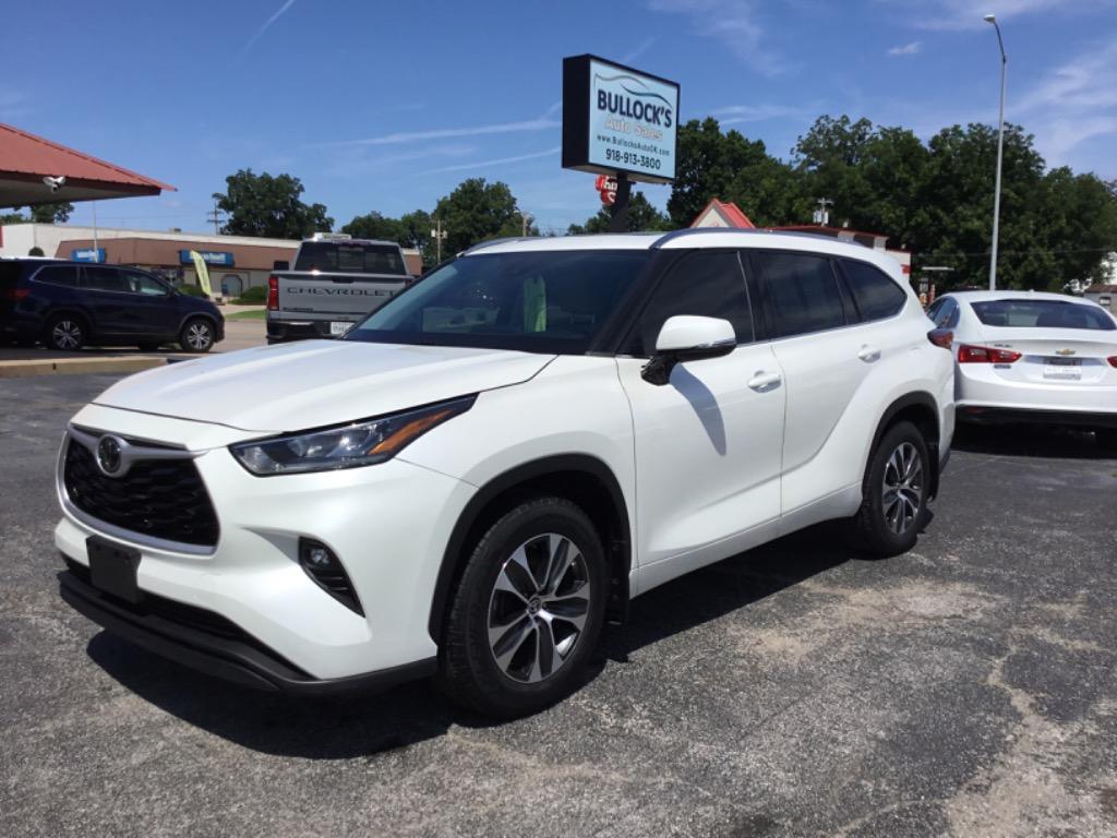 2020 Toyota Highlander - $29,999