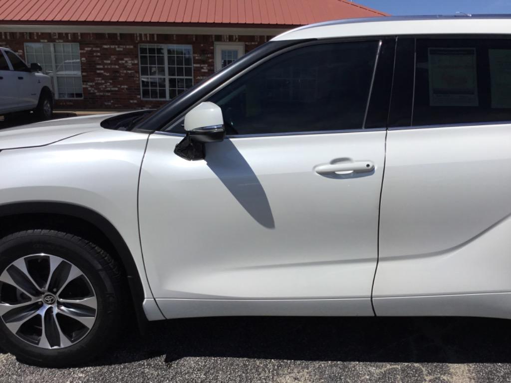 2020 Toyota Highlander - $29,999