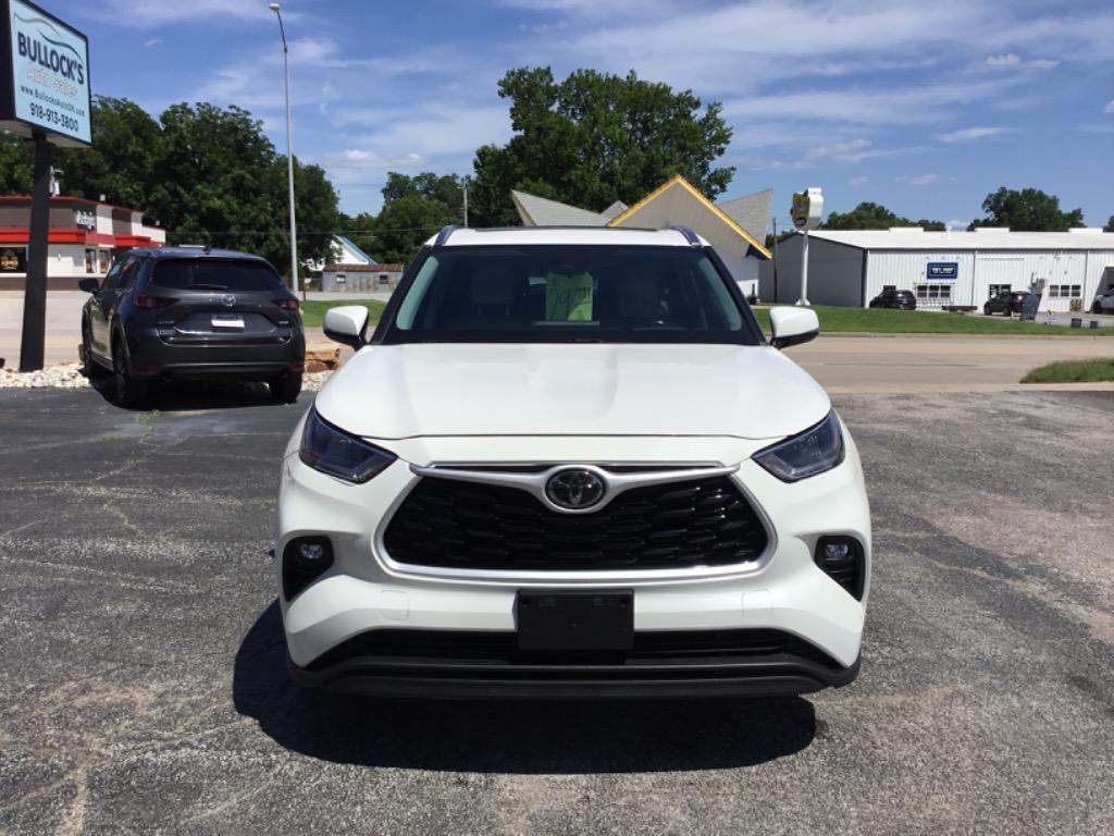 2020 Toyota Highlander - $29,999