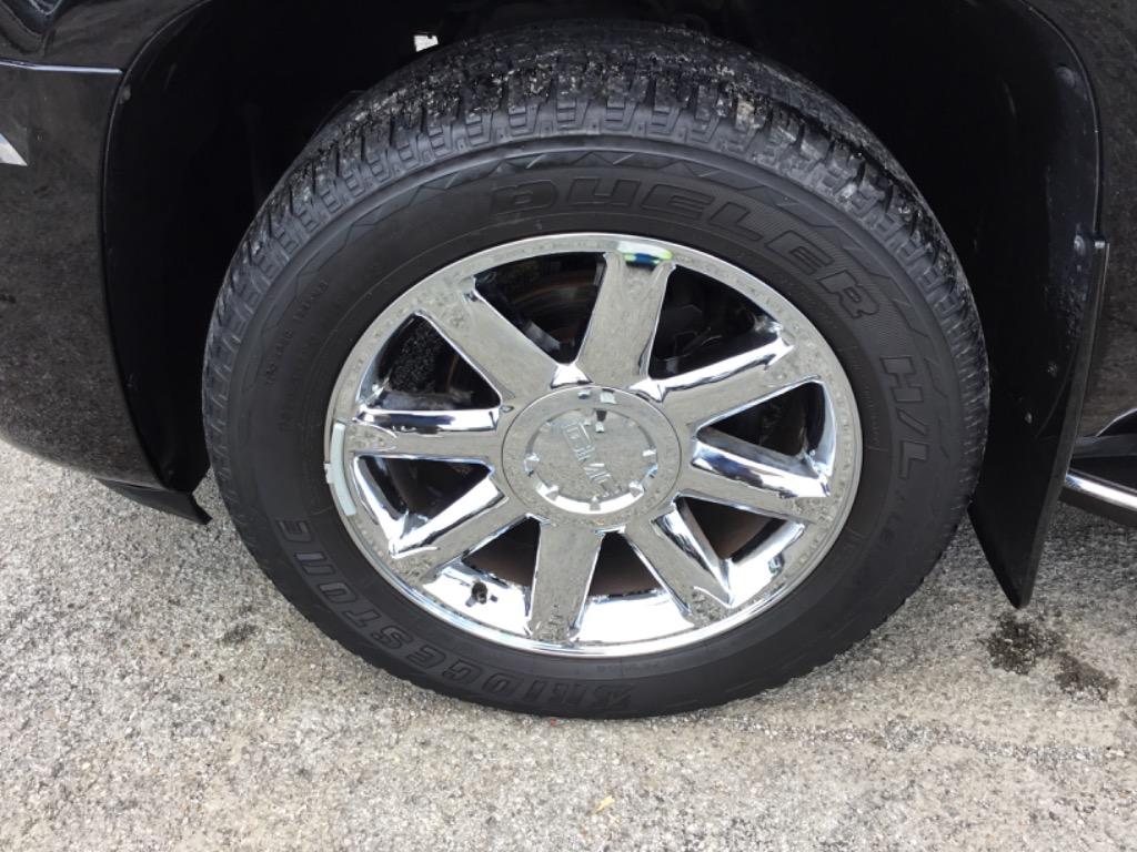 2010 GMC Yukon - $7,999