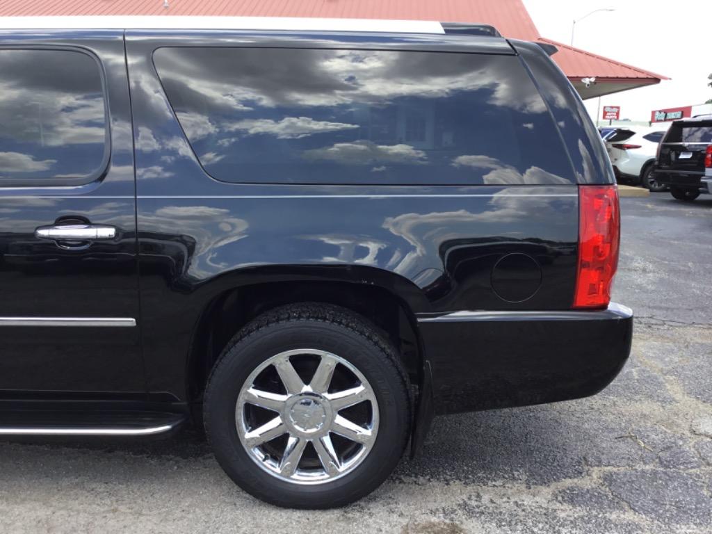 2010 GMC Yukon - $7,999