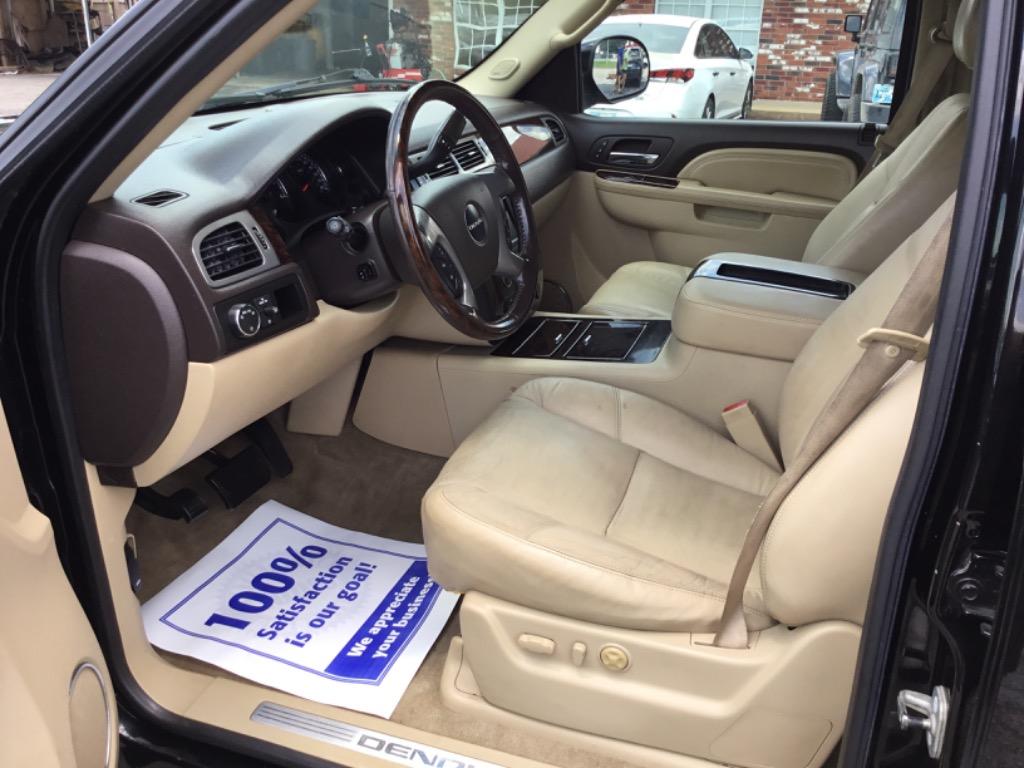 2010 GMC Yukon - $7,999