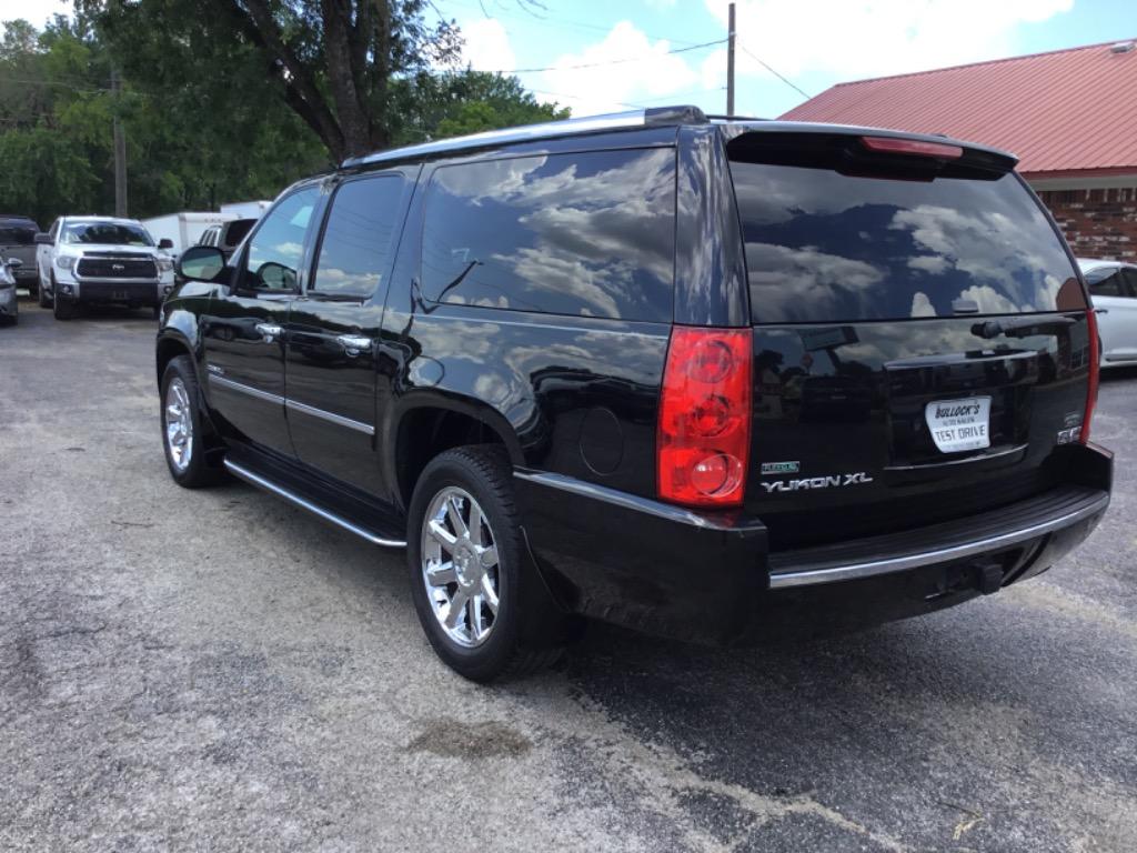 2010 GMC Yukon - $7,999