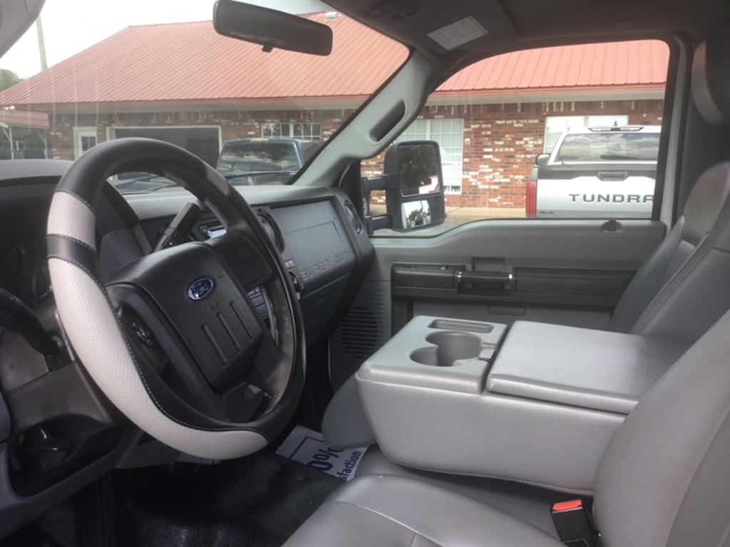 2011 Ford F-450 - $24,999