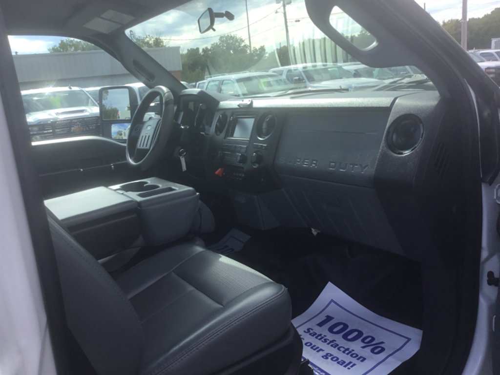 2011 Ford F-450 - $24,999