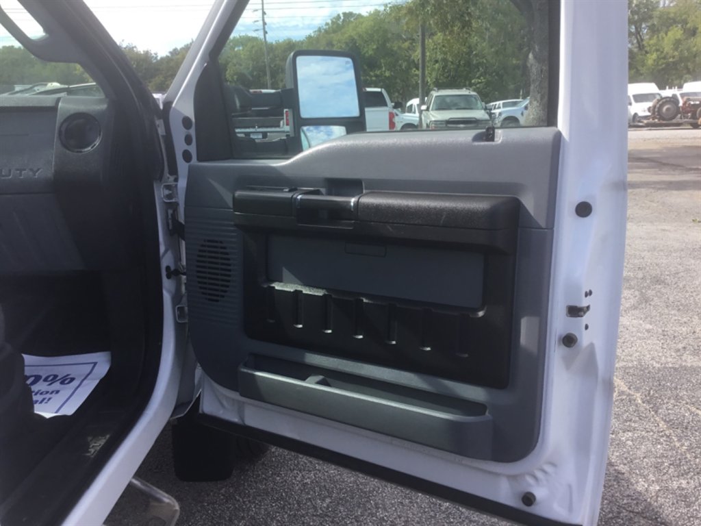 2011 Ford F-450 - $24,999