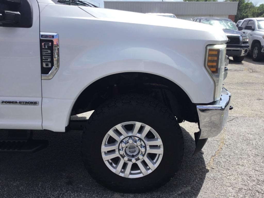 2018 Ford F250 - $23,999