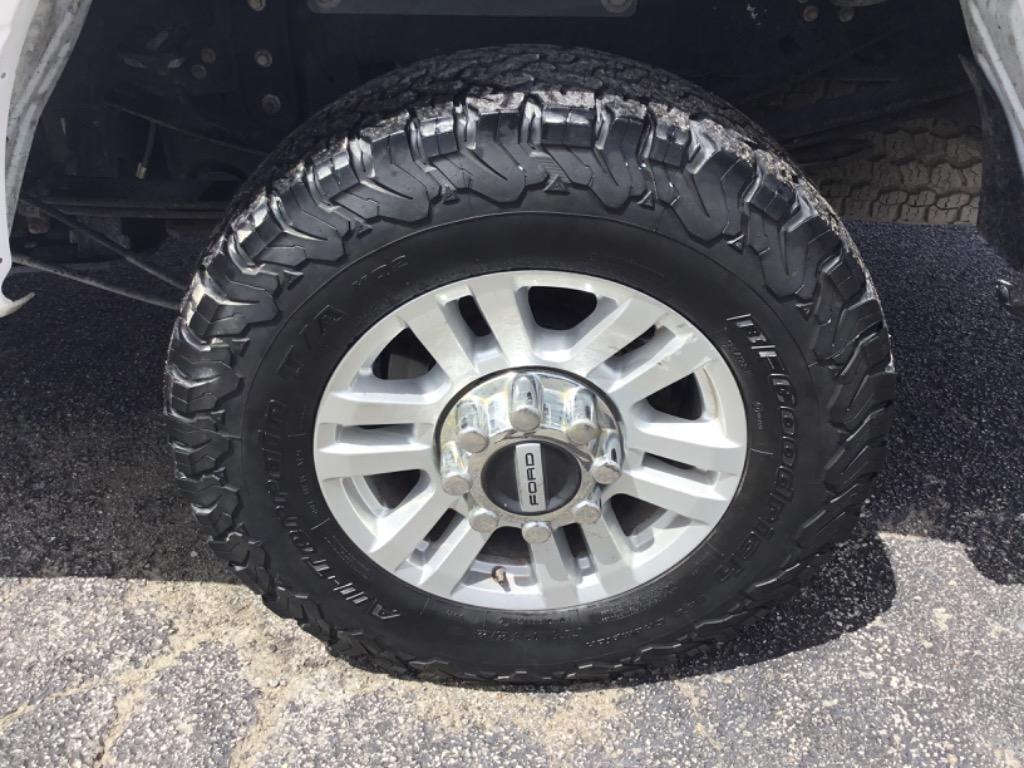 2018 Ford F250 - $23,999